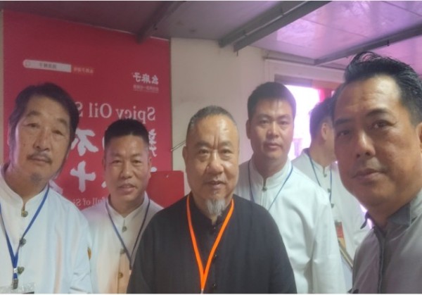 荣誉公示：李宏荣膺央视在线直播网特聘客座教授