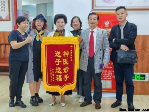 岐黄丹心映两会 匠筑国药谱华章---何明华的中医药传承与担当