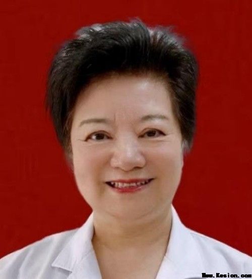 岐黄丹心映两会 匠筑国药谱华章---何明华的中医药传承与担当