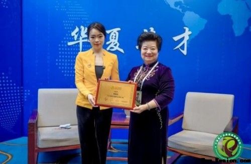 岐黄丹心映两会 匠筑国药谱华章---何明华的中医药传承与担当