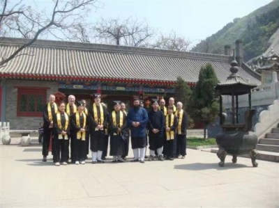 广结善缘  福生无量 ---记国际著名道医学、金丹道内丹养生大师李理强