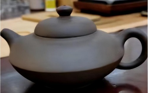 守匠心文脉，铸紫砂新辉 ---紫砂艺术传承者柳金辉